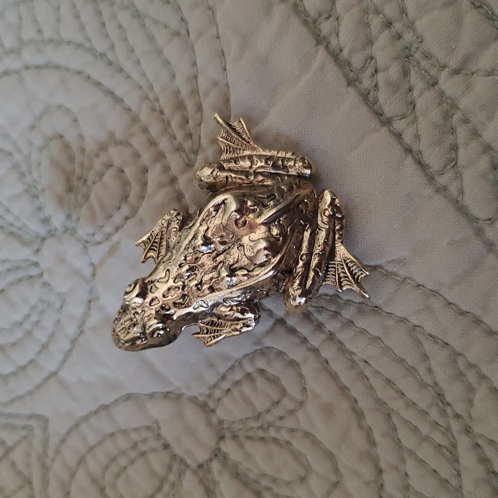 Gold Frog Brooch